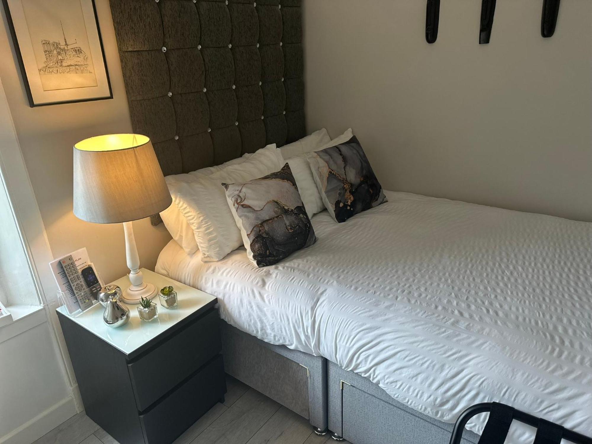 Beechwood Ensuite Ayr